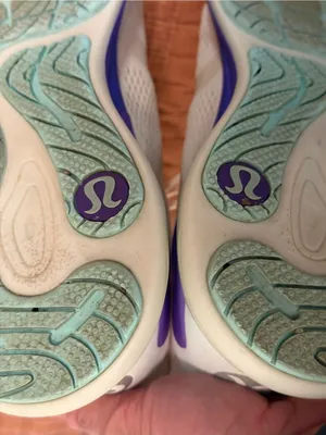 Lululemon Running Shoes white with Purple Accent sz 8.5 thumbnail 4