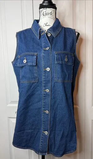BloomChic Button-down Curvy Hem Sleeveless Dark Blue Denim Tunic thumbnail 1