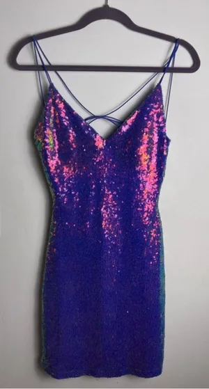 B Darlin Sequin Mini Dress L Blue Iridescent Open Back Party Dress Glam Goingout thumbnail 1