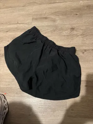 Nike Pro Shorts Dri-Fit Women’s Medium thumbnail 4