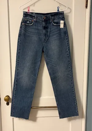 Gap jeans cheeky straight sky high raw hem size 28 / 6 NWT medium wash denim thumbnail 1