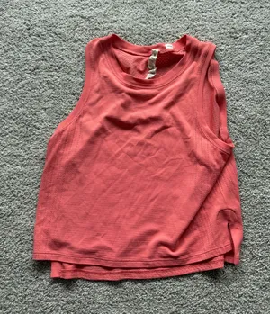 lululemon tank top thumbnail 1