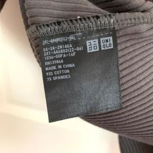 Uniqlo Ribbed Crew Neck Short Sleeve Cropped T-shirt in Gray *Discoloration* thumbnail 6