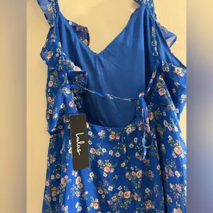 NWT Lulus Spring Dream Blue Floral Print Ruffled Skater Dress Medium sold out! thumbnail 6