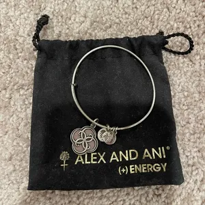 Alex and Ani Bracelet Breath of Life thumbnail 1