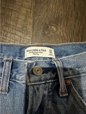 Abercrombie shorts thumbnail 2