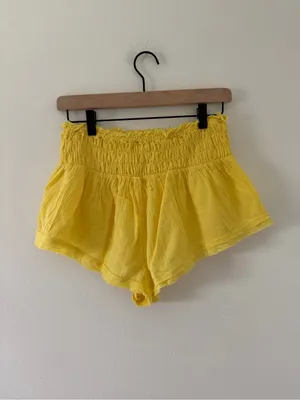 Anthropologie Smocked Gauze Dainty Yellow 100% cotton Micro Lounge Shorts medium thumbnail 5