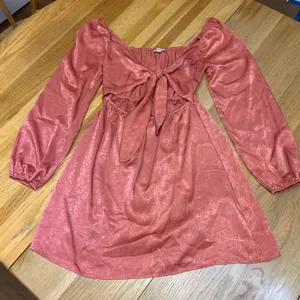 Le Lis Collection Terracotta Pink Satin Tie Front Cutout Mini Dress KD5271 Small thumbnail 1