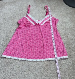 Marilyn Monroe Pink Camisole With Lace Trim. Size Small thumbnail 4