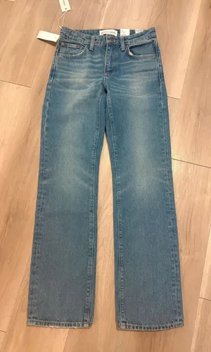 Aritzia Straight Denim Jeans  thumbnail 1