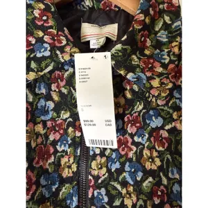 NWT Kimchi Blue Jacket Womens Small Black Floral Tapestry Cropped Quilted Zip Up thumbnail 4