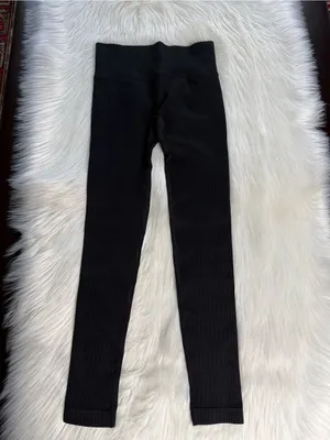 Halara Black 7/8 Length Ribbed Leggings NWT S thumbnail 2