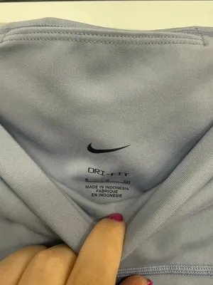 Nike One Dri-FIT High Waisted Biker Shorts Blue Gray Women’s Small thumbnail 4