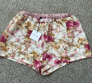 Handover floral shorts Multiple thumbnail 1