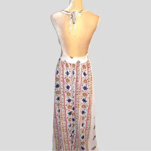 Selfie Leslie floral halter maxi dress! thumbnail 11