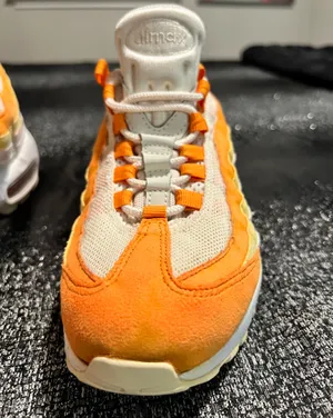 Womens 6.5 Nike Air Max 95 Forward Orange/White/Yellow Gradient Sneakers thumbnail 7