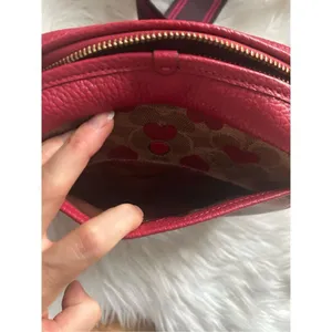 Coach Camera Bag Signature Canvas Heart Print Crossbody C8390 thumbnail 6
