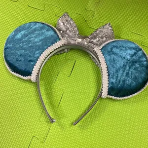 Disney’s Frozen Themed Minnie Ears with silver sequined bow thumbnail 4
