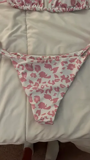 Amazon Bikini thumbnail 4