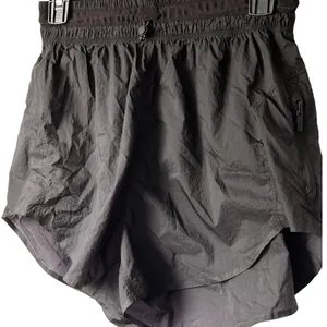 Lululemon Step Out High Rise Short 3" Size 6 thumbnail 9