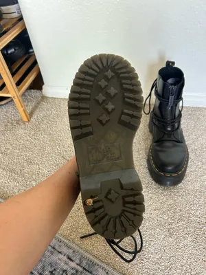 Dr. Martens thumbnail 5