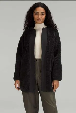 Lululemon 14 Collarless Textured Fleece Full Zip in Black thumbnail 1