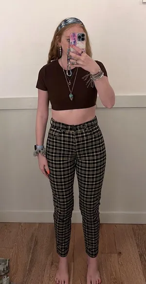 American Eagle Outfitters Mom Jeans thumbnail 1