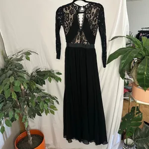 Fame and Partners Geo Heartline Lace Panel Long Sleeve Maxi Dress Black Size 2 thumbnail 6