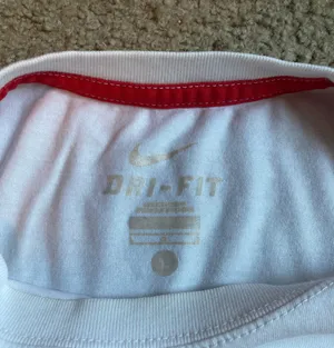 Nike LeBron James Basketball White NBA T-Shirt thumbnail 3