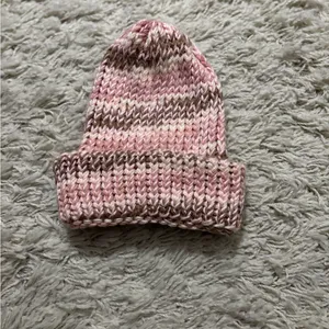 Women’s Cozy Soft Pink Knit Beanie thumbnail 2