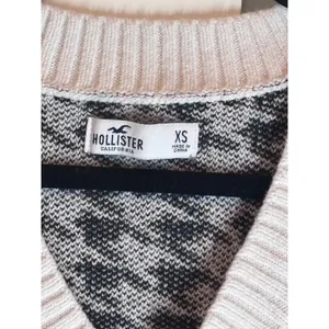 Hollister XS Black White Houndstooth Sweater Vest V Neck Preppy thumbnail 4
