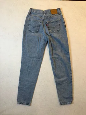 Levi's Premium 80s Mom Jeans High Rise Light Wash Size 25 thumbnail 5
