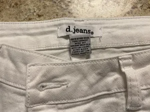 d. jeans White Women's Denim Shorts thumbnail 2