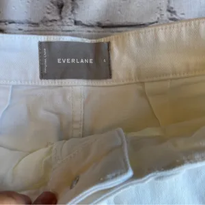 Everlane Cropped Straight Short White Denim Jeans Pants Size 4 Clean Girl Preppy thumbnail 8