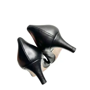 Jon Josef Womens Black Leather Pointed Toe Kitten Heel Pumps Made in‎ Spain 6.5 thumbnail 5