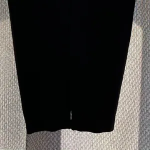 NWT Basic Bae Leggings with Accentuating Scrunch, Black, XL Black thumbnail 3
