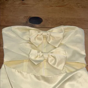 Peppermayo Girl Crush Bow Mini Dress Butter Yellow Strapless Cutout Size 6 thumbnail 9