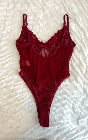 STUNNING LACE BODYSUIT Red Size L thumbnail 8