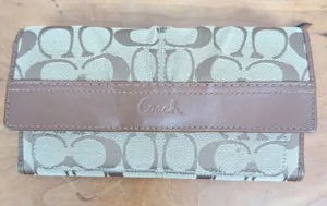 Coach Trifold Ladies Long Wallet thumbnail 1