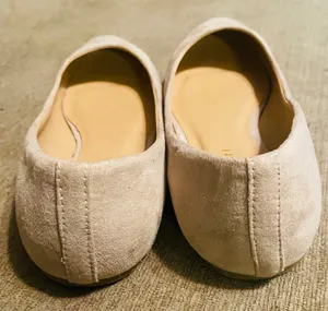 Madden Girl Faux-Suede Ballet Flats Size 7.5 Tan Color thumbnail 3