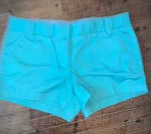 J Crew broken in flat front size 10 green chino vacationcore shorts thumbnail 1
