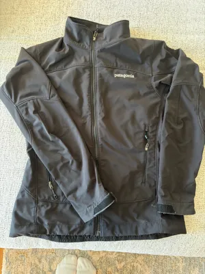 Black Patagonia Jacket thumbnail 1