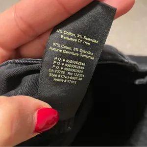 Aritzia TNA HEROIC PANT Cuffed Cargo Black Joggers Pants Size 2 thumbnail 8