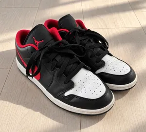 Air Jordan 1 Low Black Red White Sneakers Youth 6Y Women’s 7.5 thumbnail 1