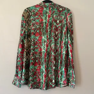 NWT Wrangler Pink Blue Deadstock Shimmer Snakeskin Button Down Women size Large thumbnail 7