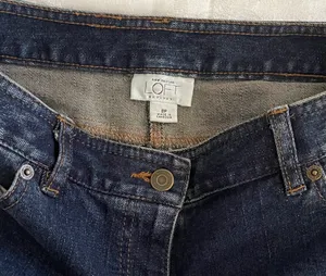 Ann Taylor Loft Petite Women’s Jeans Size 8 Bootcut Dark Wash thumbnail 2