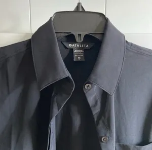 Athleta button up shirt. Fits s thumbnail 5