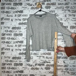 Nike | women dry fit wide sleeve cropped crewneck thumbnail 9