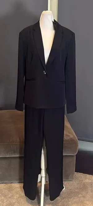 Women’s Black 2 Piece Pant Suit One Button Formal Office Wedding Size L NWT thumbnail 1