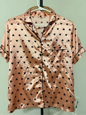 Men's Satin Short-Sleeve Button-Down Shirt in Peach with Black Hearts thumbnail 1